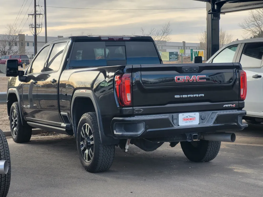 2023 GMC Sierra 2500HD AT4