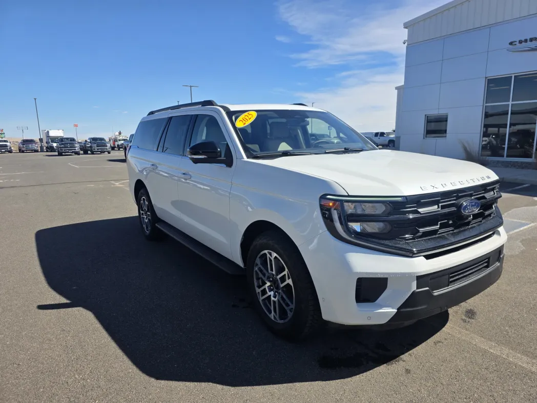 2025 Ford Expedition Max Active 