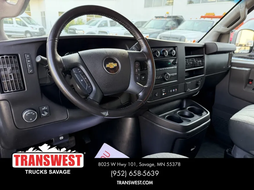 2021 Chevrolet Express | Photo 10 of 18