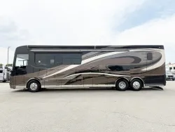 2018 Newmar King Aire 4553 | Thumbnail Photo 22 of 33