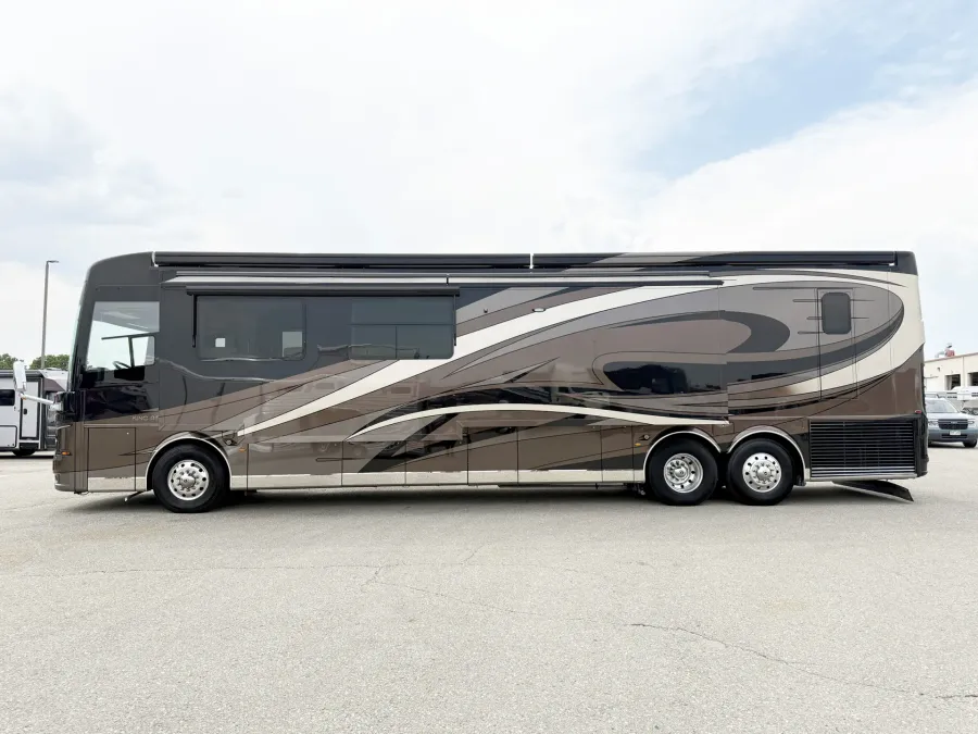 2018 Newmar King Aire 4553 | Photo 22 of 33