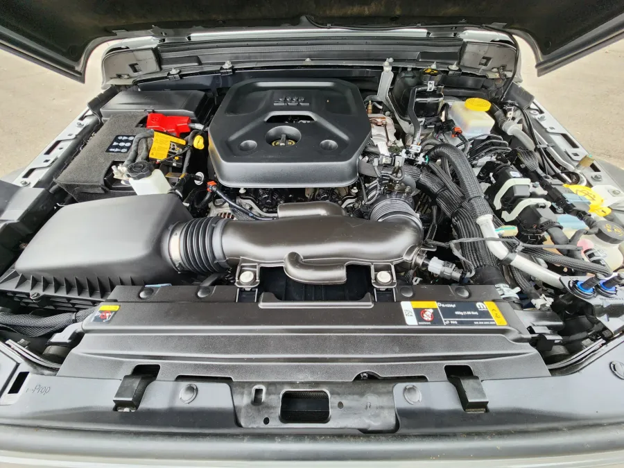 2023 Jeep Wrangler Sport S | Photo 17 of 28