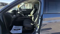 2025 Ford Explorer | Thumbnail Photo 13 of 30