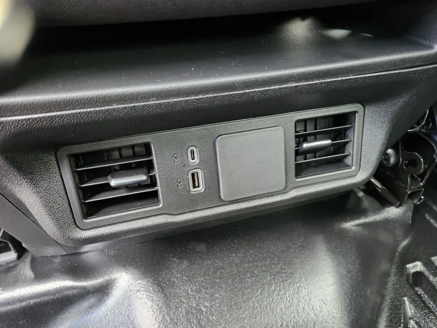 2026 GMC Sierra 2500HD Pro | Photo 17 of 20