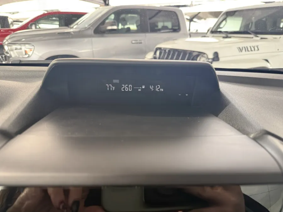 2024 Subaru Forester Premium | Photo 18 of 20