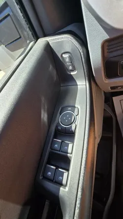 2025 Ford Super Duty F-450 | Thumbnail Photo 10 of 26