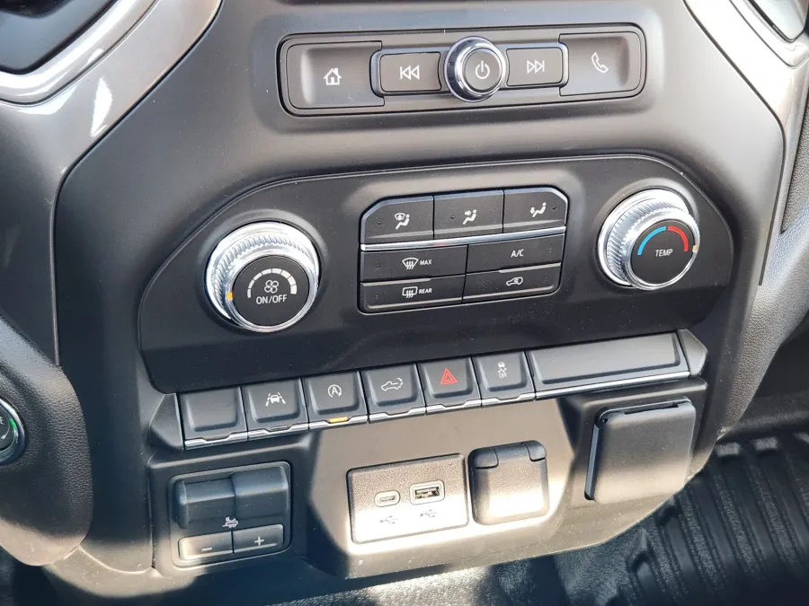 2026 GMC Sierra 1500 Pro | Photo 12 of 20