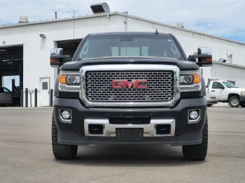 2015 GMC Sierra 2500HD Denali