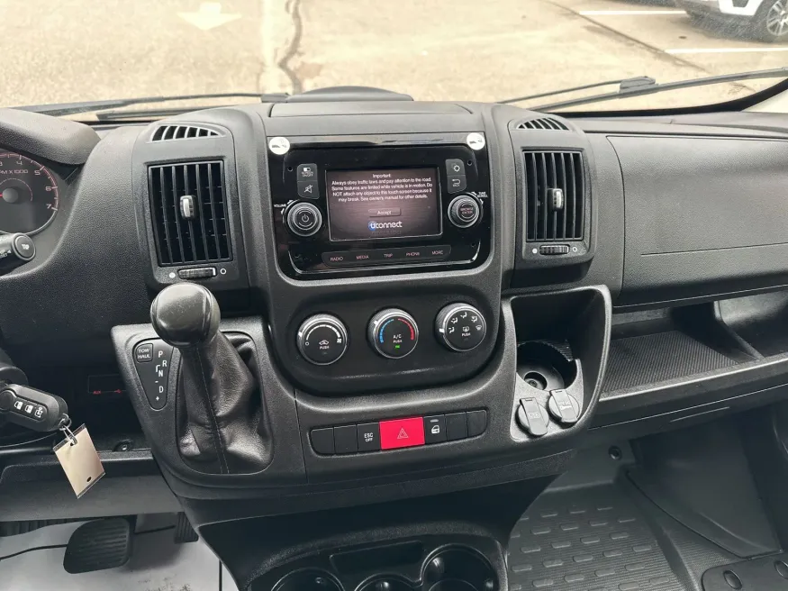 2021 RAM ProMaster 2500 High Roof | Photo 11 of 20