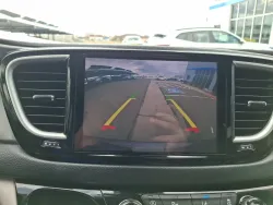 2023 Chrysler Pacifica Touring L | Thumbnail Photo 18 of 23