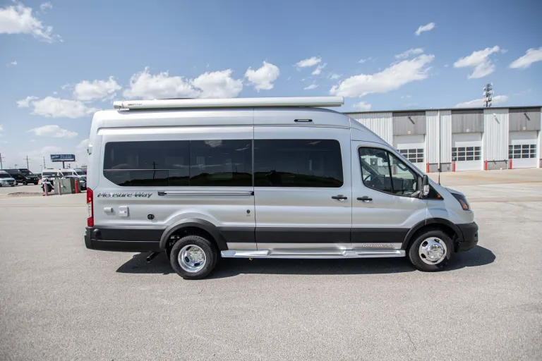 2025 Pleasure-way Ontour 2.2 AWD