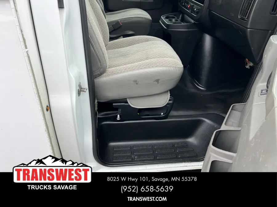 2019 Chevrolet Express | Photo 14 of 16