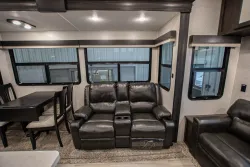 2022 Coachmen Brookstone 398MBL | Thumbnail Photo 9 of 27