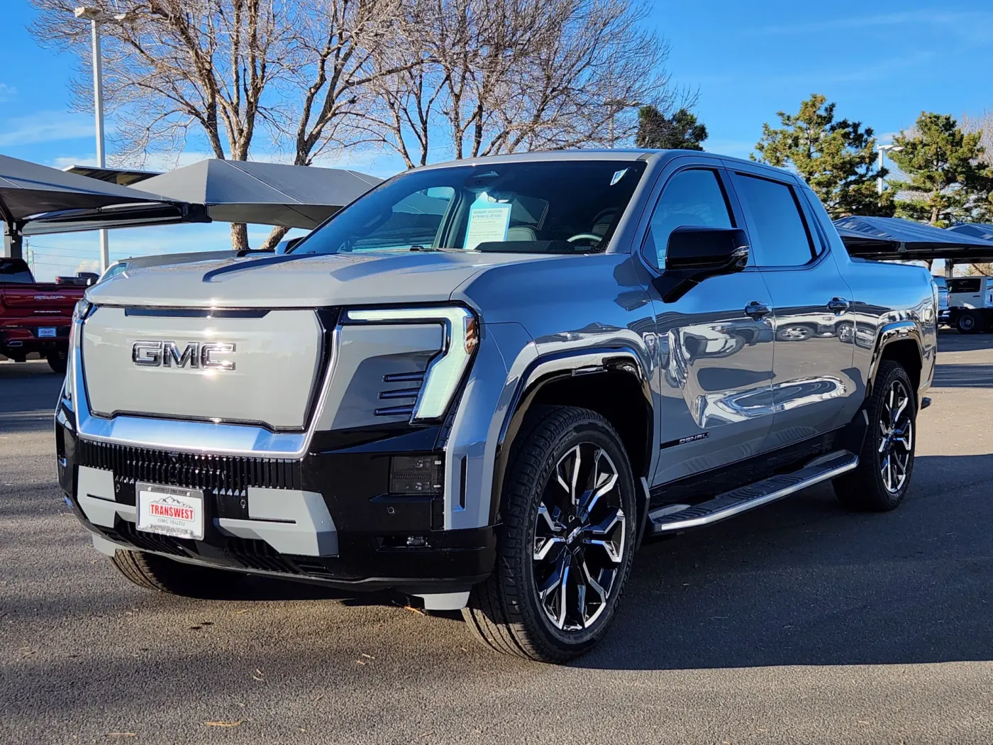 2025 GMC Sierra EV Max Range Denali | Photo 3 of 28