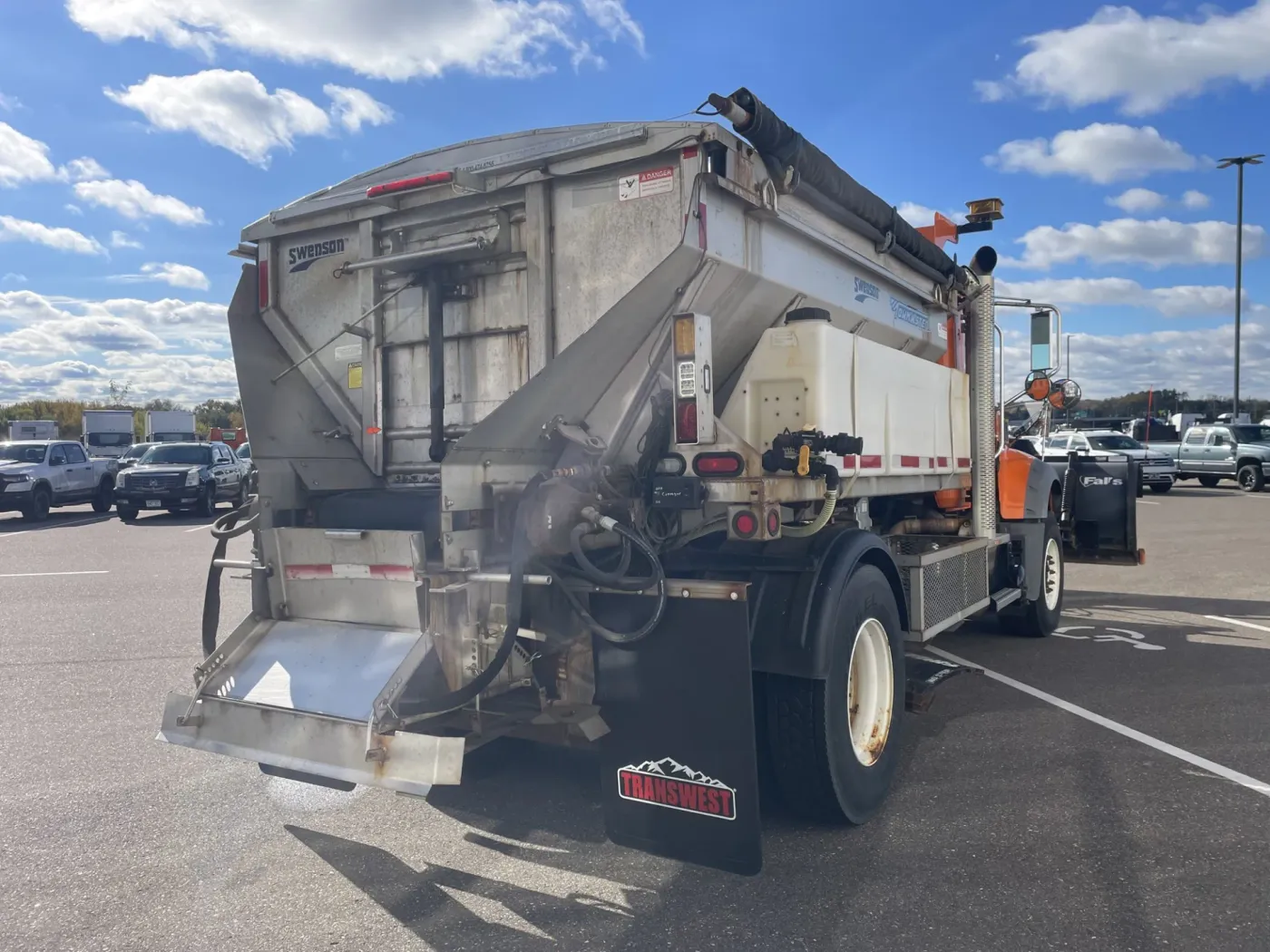 2017 Mack GU432 | Photo 5 of 15