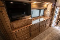 2019 DRV Mobile Suites 39 DBRS3 | Thumbnail Photo 17 of 20