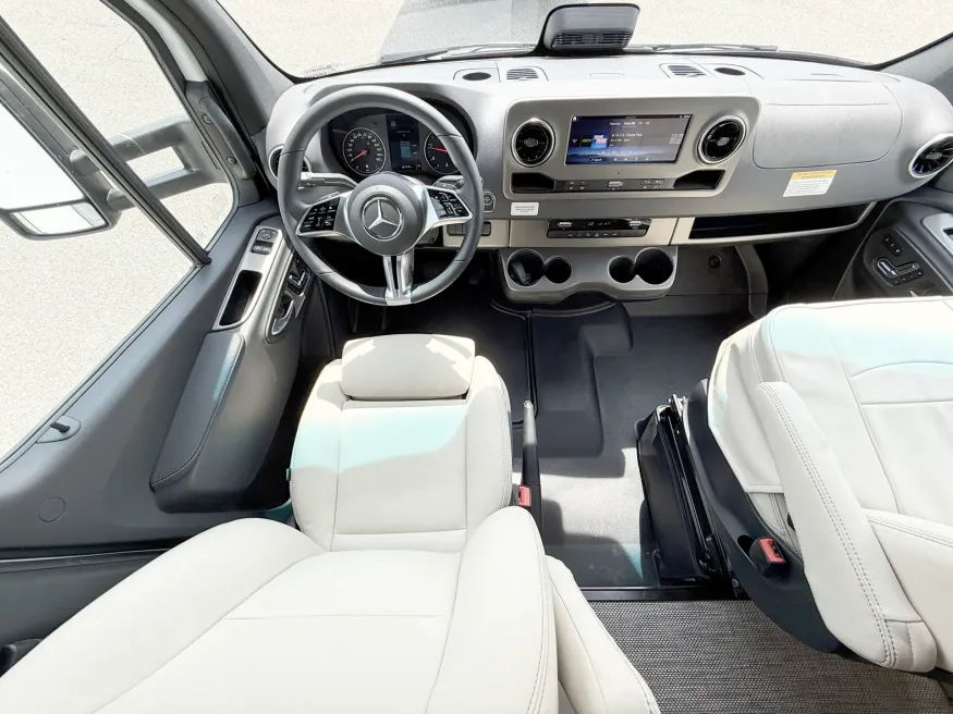 2026 Winnebago Navion 24D | Photo 7 of 23