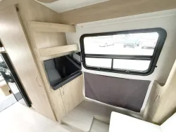 2021 Leisure Travel Van Wonder W24RL | Thumbnail Photo 15 of 23
