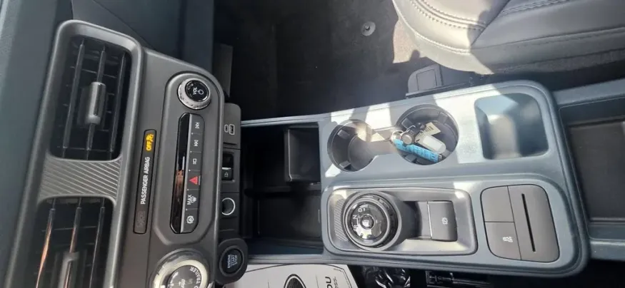 2026 Ford Maverick | Photo 23 of 29