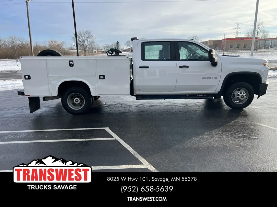 2023 Chevrolet 3500 | Photo 13 of 17