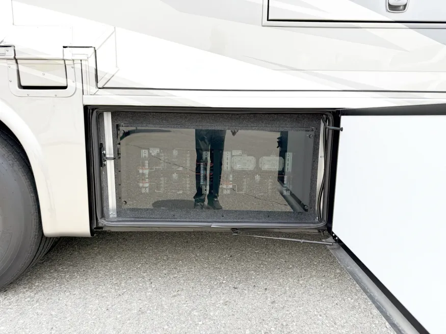 2026 Newmar Ventana 3512 | Photo 23 of 26