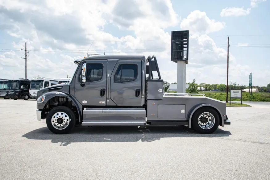2024 Freightliner M2 106 Bolt | Photo 9 of 25