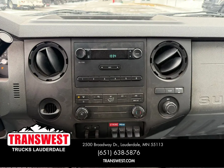 2011 Ford Super Duty F-350 XL | Photo 7 of 20