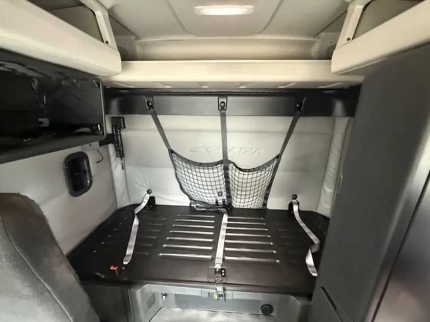 2019 Freightliner Cascadia | Photo 16 of 20