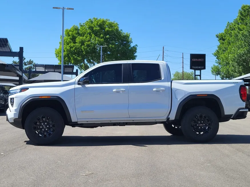 2026 GMC Canyon 4WD Elevation | Photo 3 of 26