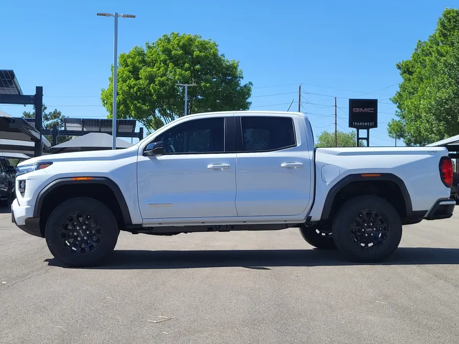 2026 GMC Canyon 4WD Elevation | Photo 3 of 26