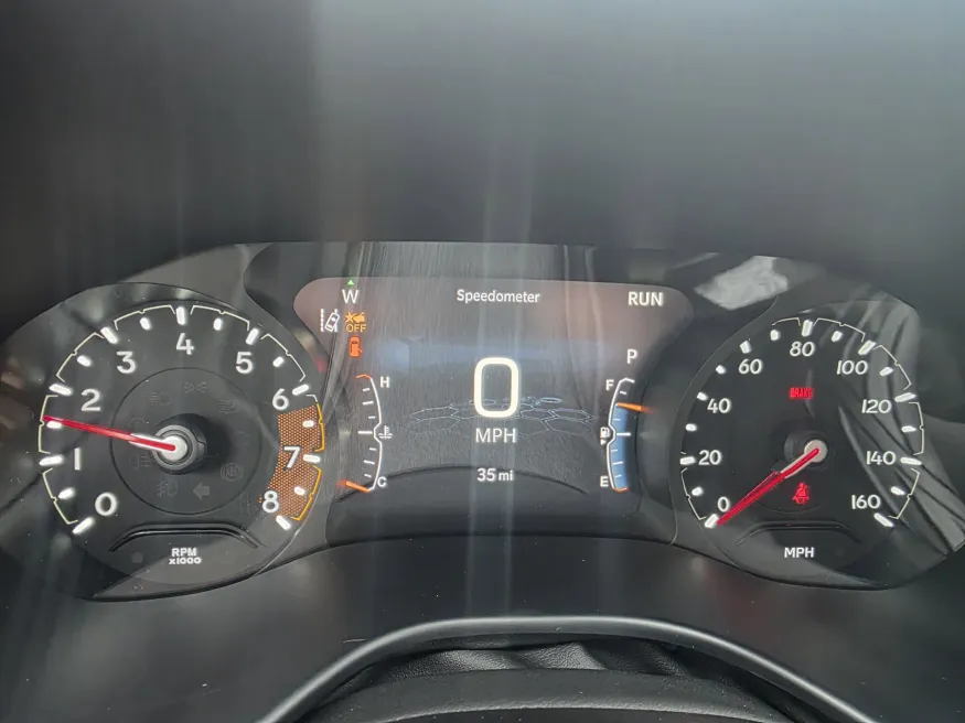 2026 Jeep Compass Latitude Altitude | Photo 22 of 24