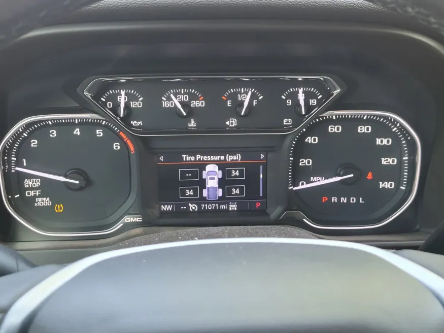 2019 GMC Sierra 1500 SLT | Photo 13 of 25