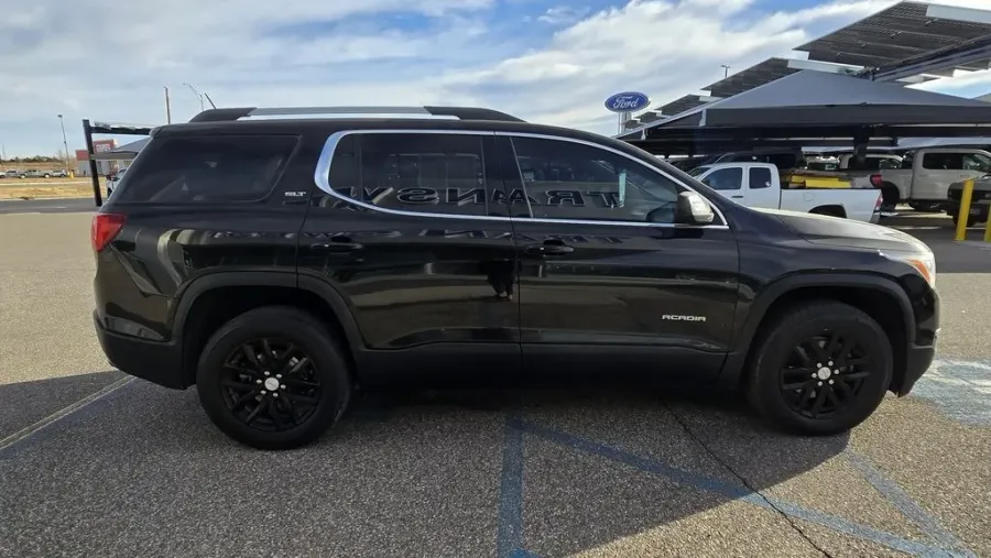 2019 GMC Acadia | Photo 4 of 31