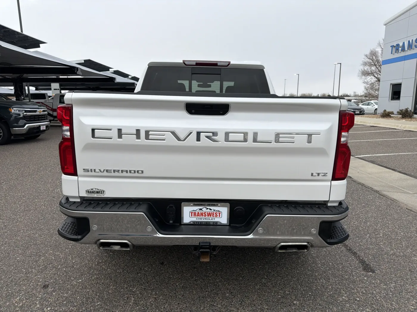 2021 Chevrolet Silverado 1500 LTZ | Photo 3 of 19