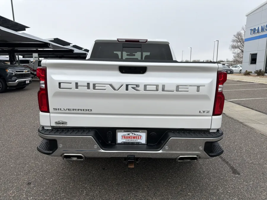 2021 Chevrolet Silverado 1500 LTZ | Photo 3 of 19