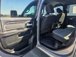 2024 RAM 2500 Big Horn | Thumbnail Photo 10 of 22