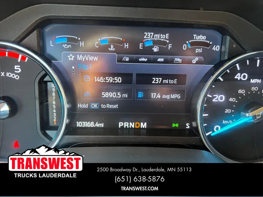 2022 Ford Super Duty F-350 Lariat | Photo 15 of 17