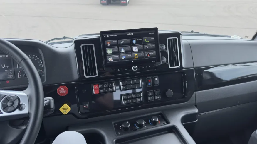 2025 Freightliner M2 106 Summit Hauler | Photo 20 of 22