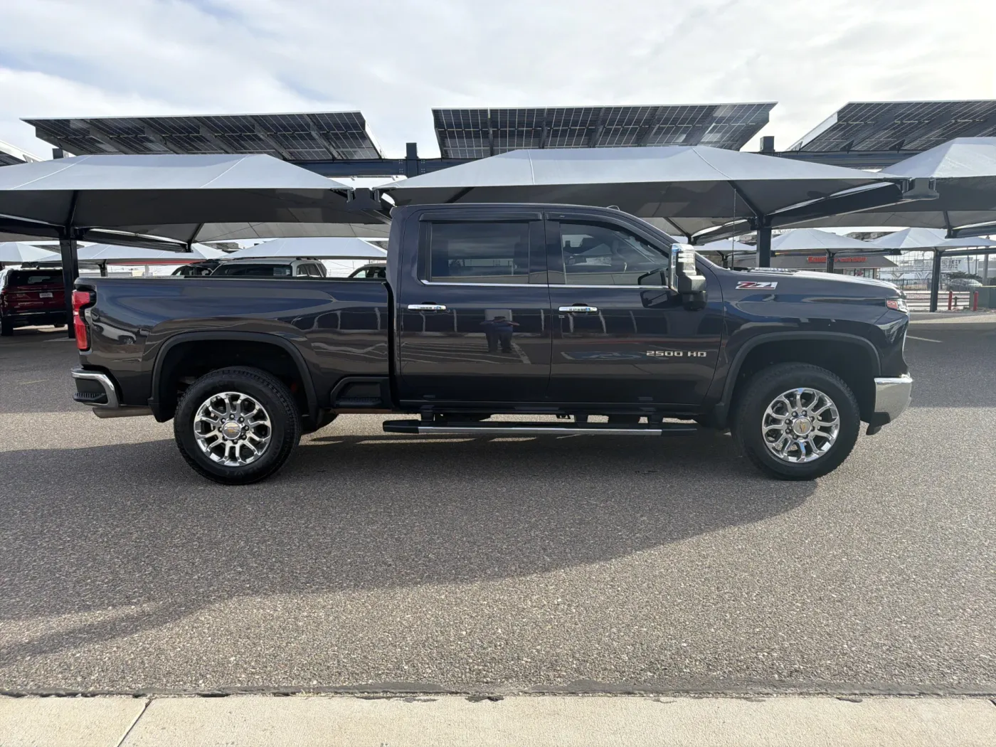 2024 Chevrolet Silverado 2500HD LTZ | Photo 5 of 20