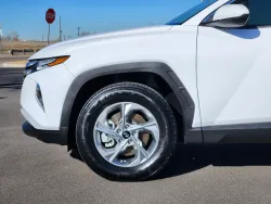 2022 Hyundai Tucson SE | Thumbnail Photo 4 of 20