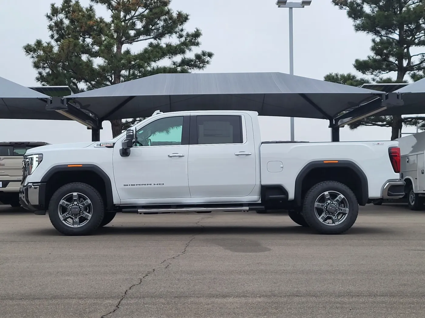 2026 GMC Sierra 2500HD SLT | Photo 3 of 25
