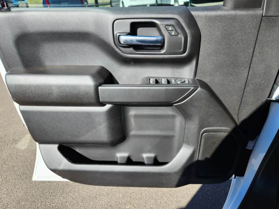 2026 GMC Sierra 1500 Pro | Photo 5 of 30