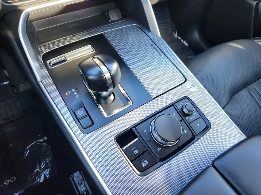 2024 Mazda CX-90 3.3 Turbo Premium | Photo 26 of 30