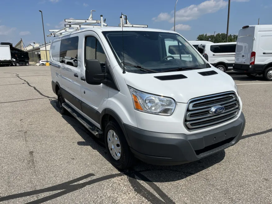 2017 Ford Transit | Photo 16 of 20