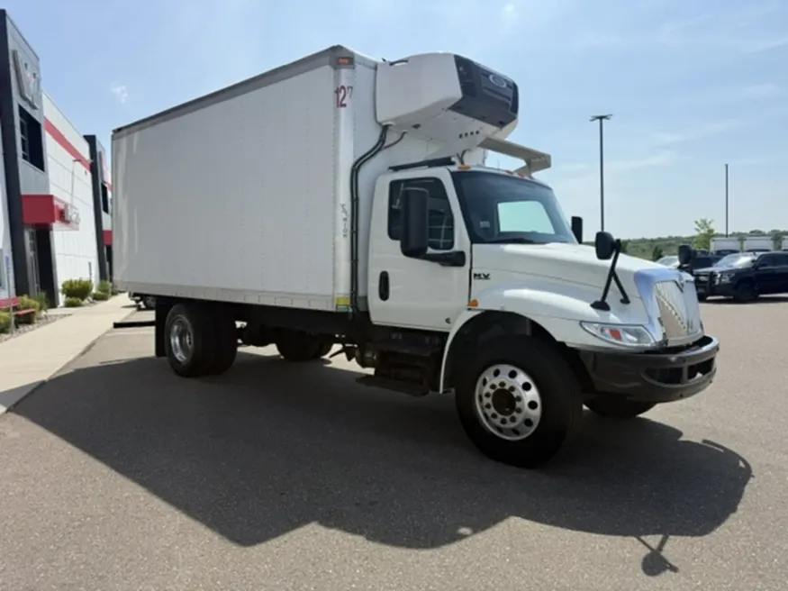 2020 International MV607 | Photo 8 of 13