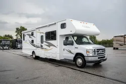 2014 Winnebago Access 31J | Thumbnail Photo 6 of 38