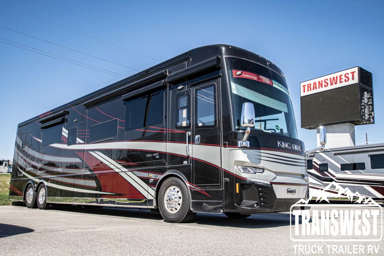 2023 Newmar King Aire 4531 | Photo 1 of 37