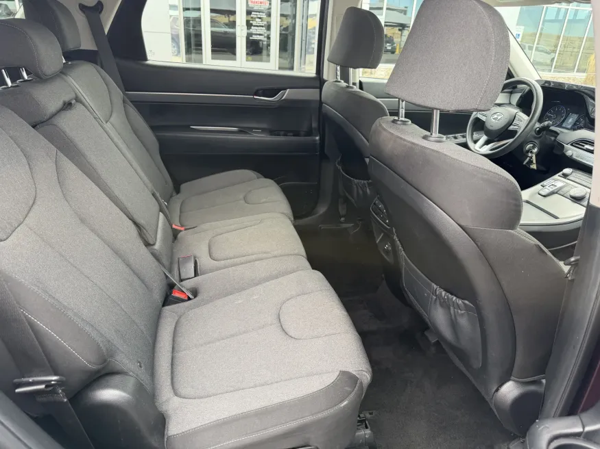 2020 Hyundai Palisade SE | Photo 9 of 18