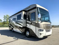 2021 Newmar Ventana 3412 | Thumbnail Photo 5 of 39