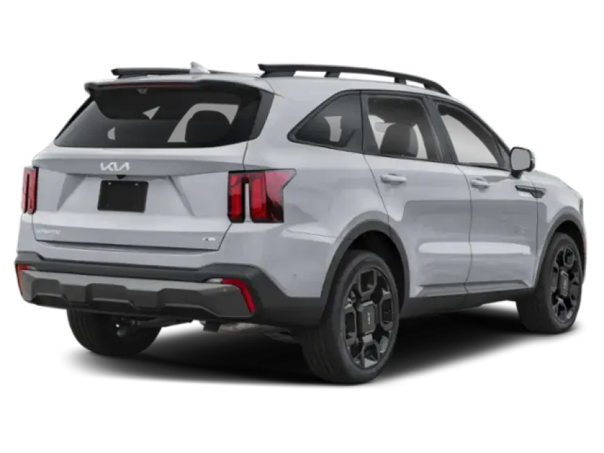 2024 Kia Sorento | Photo 1 of 13